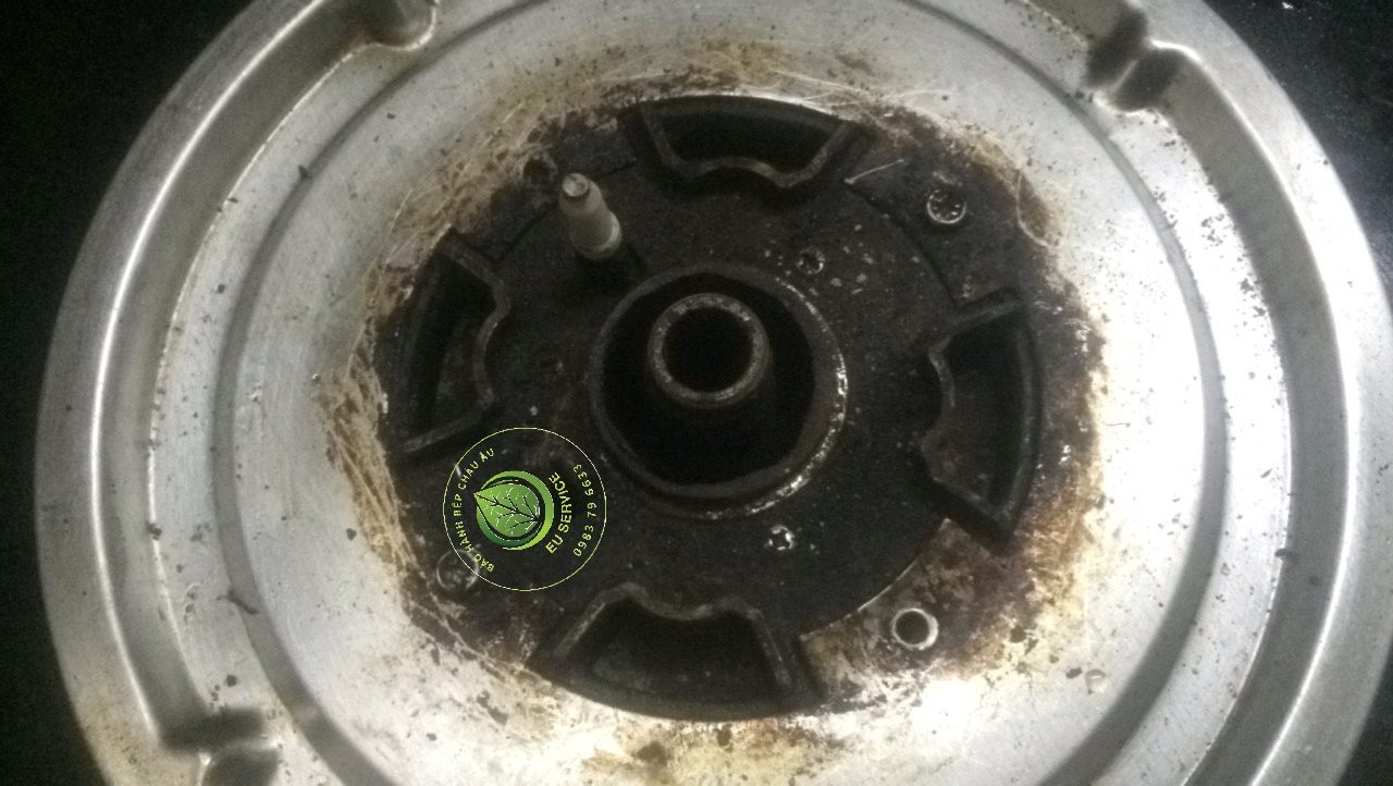 Sửa bếp gas brandt vỡ sứ đánh lửa