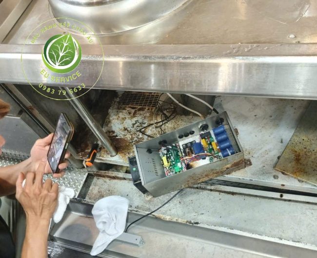 Sửa bếp từ công nghiệp trường học