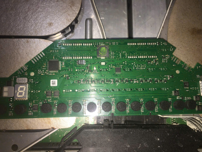 Sửa bếp từ siemens lỗi không lên nguồn