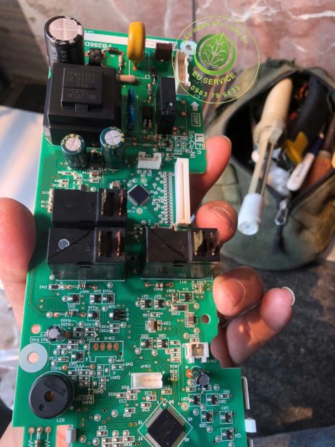 Sửa lò vi sóng miele lỗi mạch nguồn