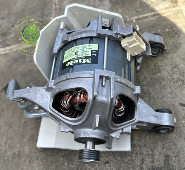 Sua-may-giat-Miele-loi-F10-dong-co