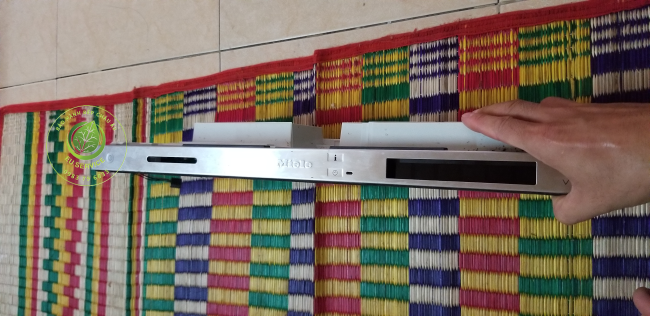 Thay bo mạch điều khiển máy rửa chén miele chính hãng