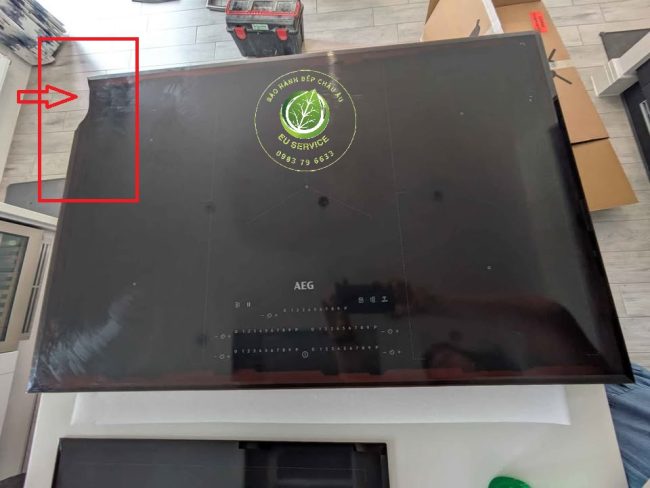 Thay kính bếp từ AEg bị nứt vỡ