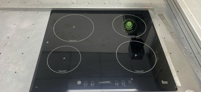 Thay kính bếp từ Teka IRS 641