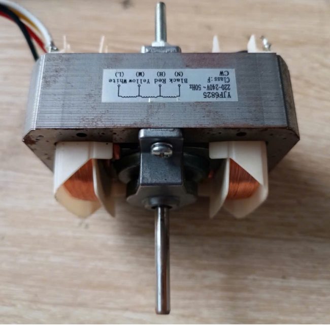 giá-thay-động-cơ-máy-hút-mùi-canzy