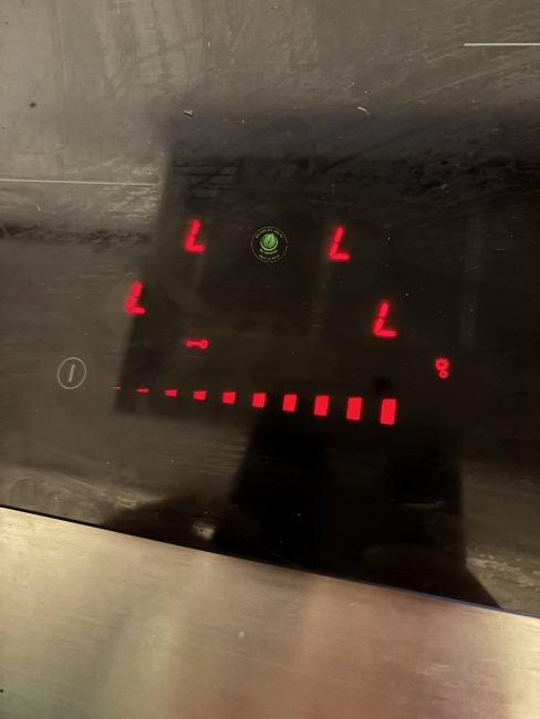 sửa bếp từ Smeg tại đà nẵng lỗi L