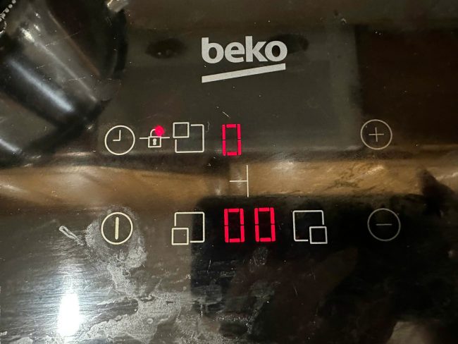 bếp từ beko báo khóa trẻ em