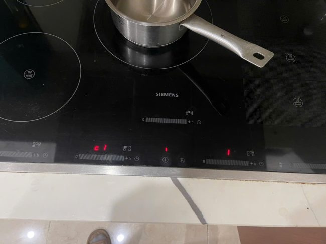 sửa bếp từ siemens lỗi c1