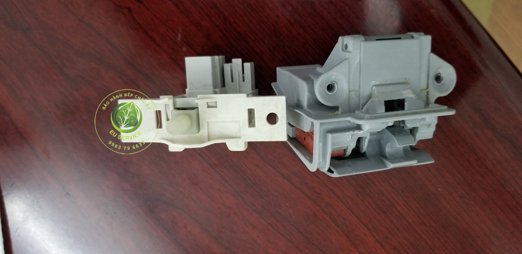 sửa máy rửa bát Brandt lỗi công tắc cửa