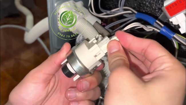 sửa máy rửa bát Miele lỗi F14 - lỗi công tắc áp suất
