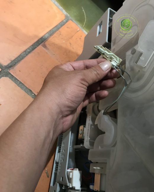 Máy rửa bát bosch lỗi E18
