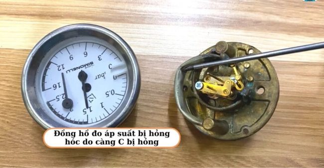 thay đồng hồ áp suất máy pha cafe Casadio