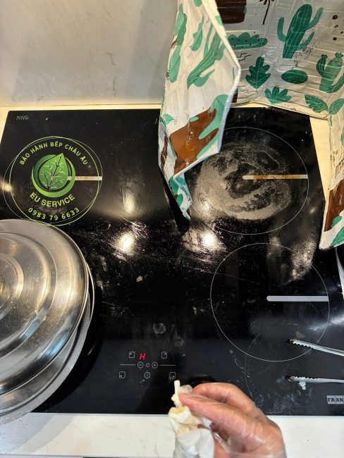 thay-kính-bếp-từ-Franke-chính-hãng