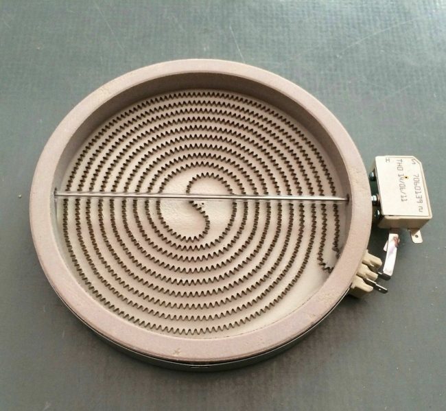 thay mâm bếp hồng ngoại hoover