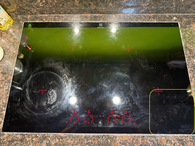 thay mặt kính bếp từ Electrolux giá rẻ tại đà nẵng