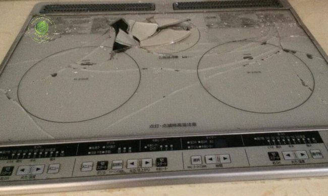 thay-mat-kinh-bep-tu-Mitsubishi