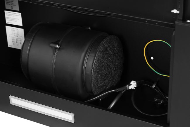 thay-than-hoat-tinh-may-hut-mui-canzy