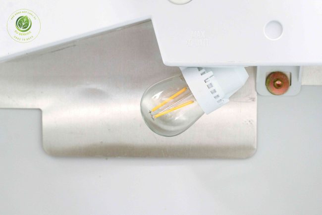 thay đèn chiếu sáng bên trong tủ lạnh siemens