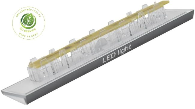 thay đèn tủ lạnh siemens