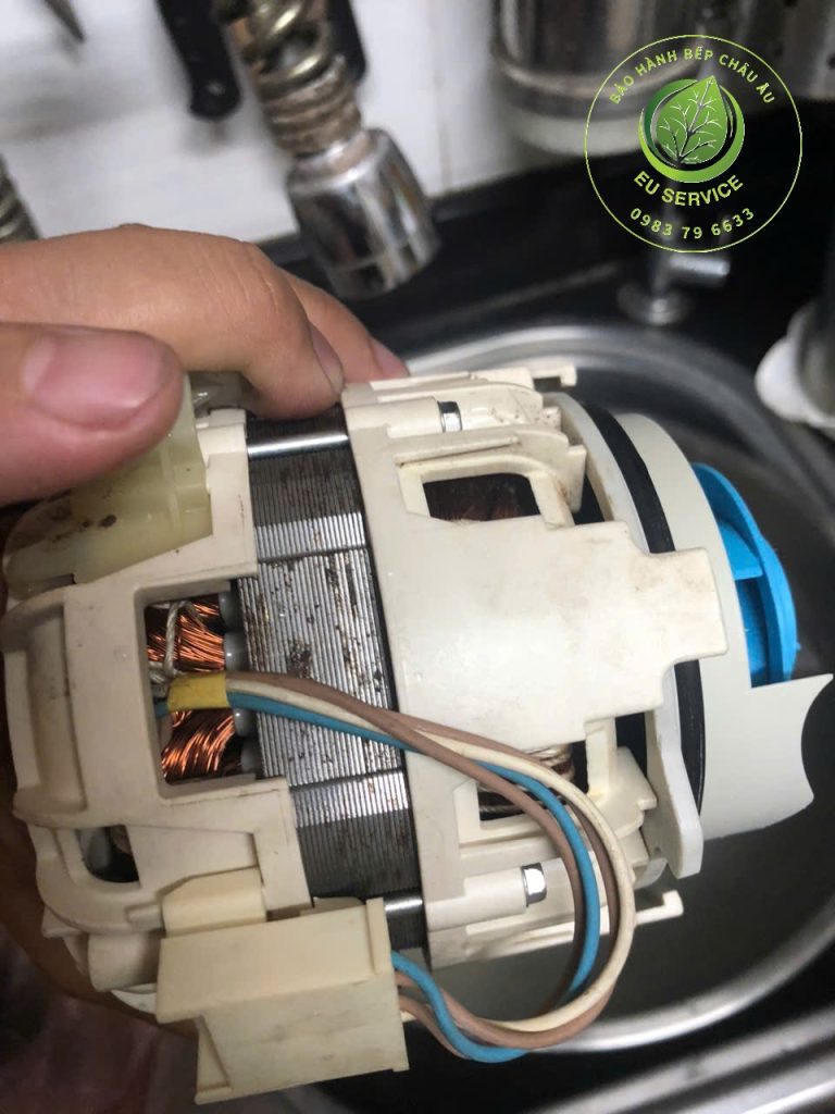 Sửa chữa máy rửa bát Fagor - Thay động cơ