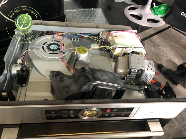 Thay đèn phát sóng lò vi sóng Bosch