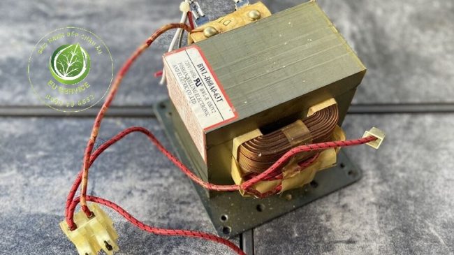 thay-bien-ap-lo-vi-song-bosch