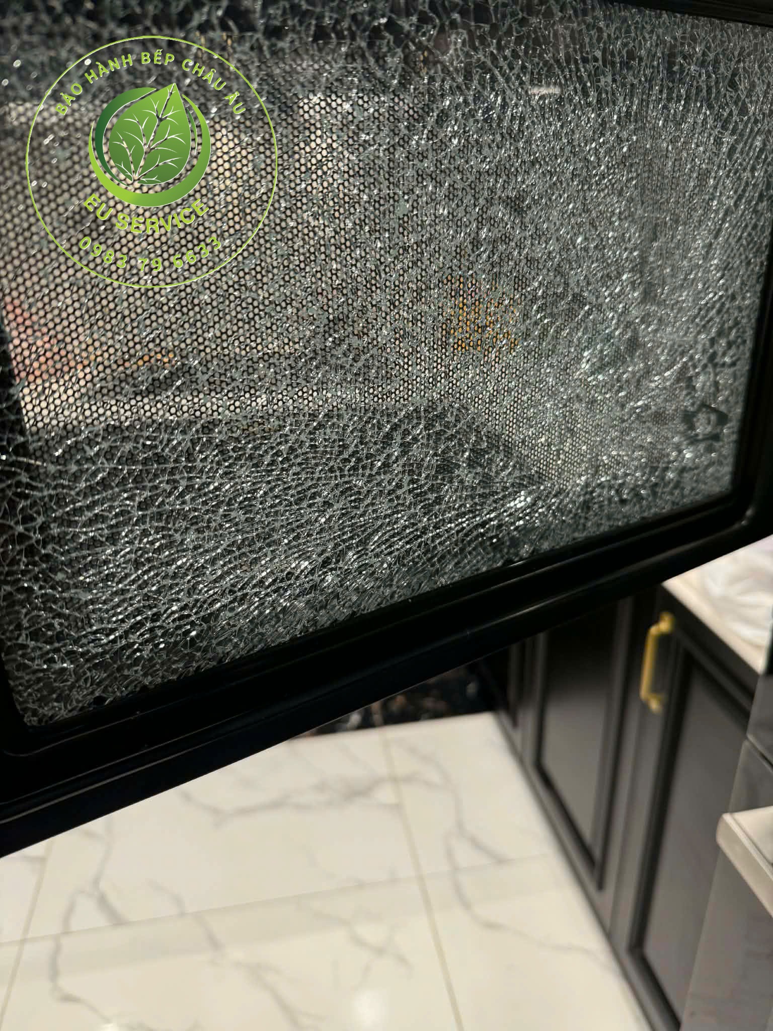 Dịch vụ thay kính cửa lò vi sóng Bosch