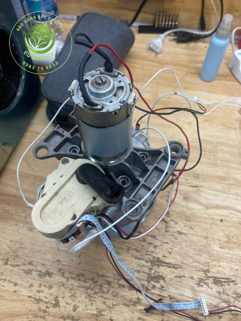 Giá sửa chữa động cơ máy làm sữa hạt heimchef