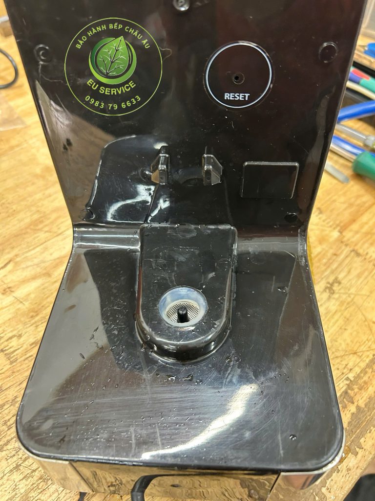 Sửa bình thủy điện caso chính hãng