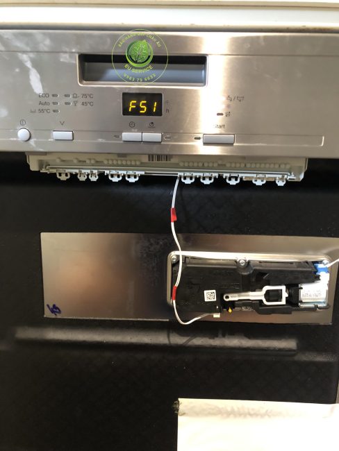 Sửa máy rửa bát Miele F51 không khó