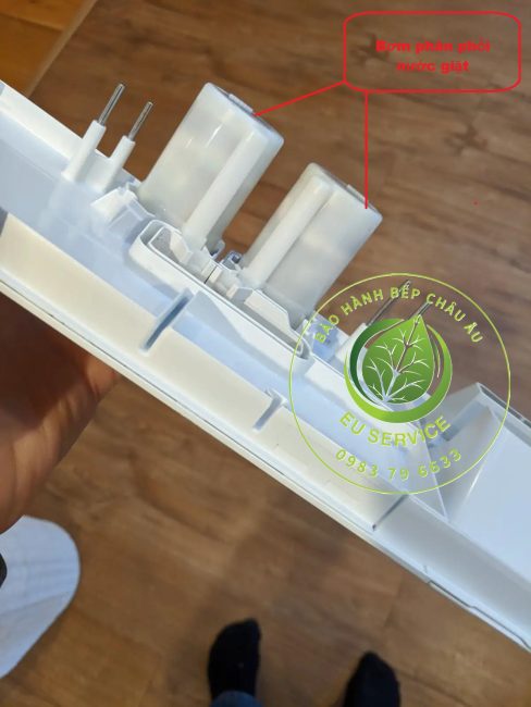 Bơm phân phối nước giặt máy giặt siemens lỗi