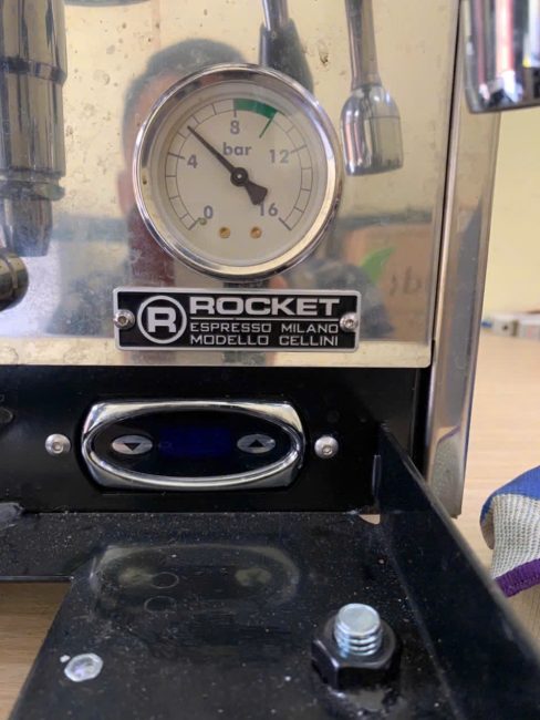 dịch-vụ-sửa-máy-pha-cafe-rocket-tại-nhà