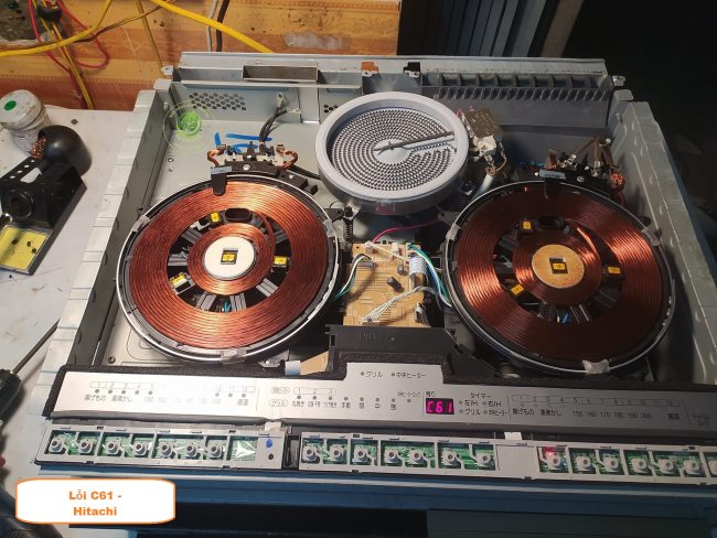 sửa bếp từ hitachi lỗi c61 tại nhà