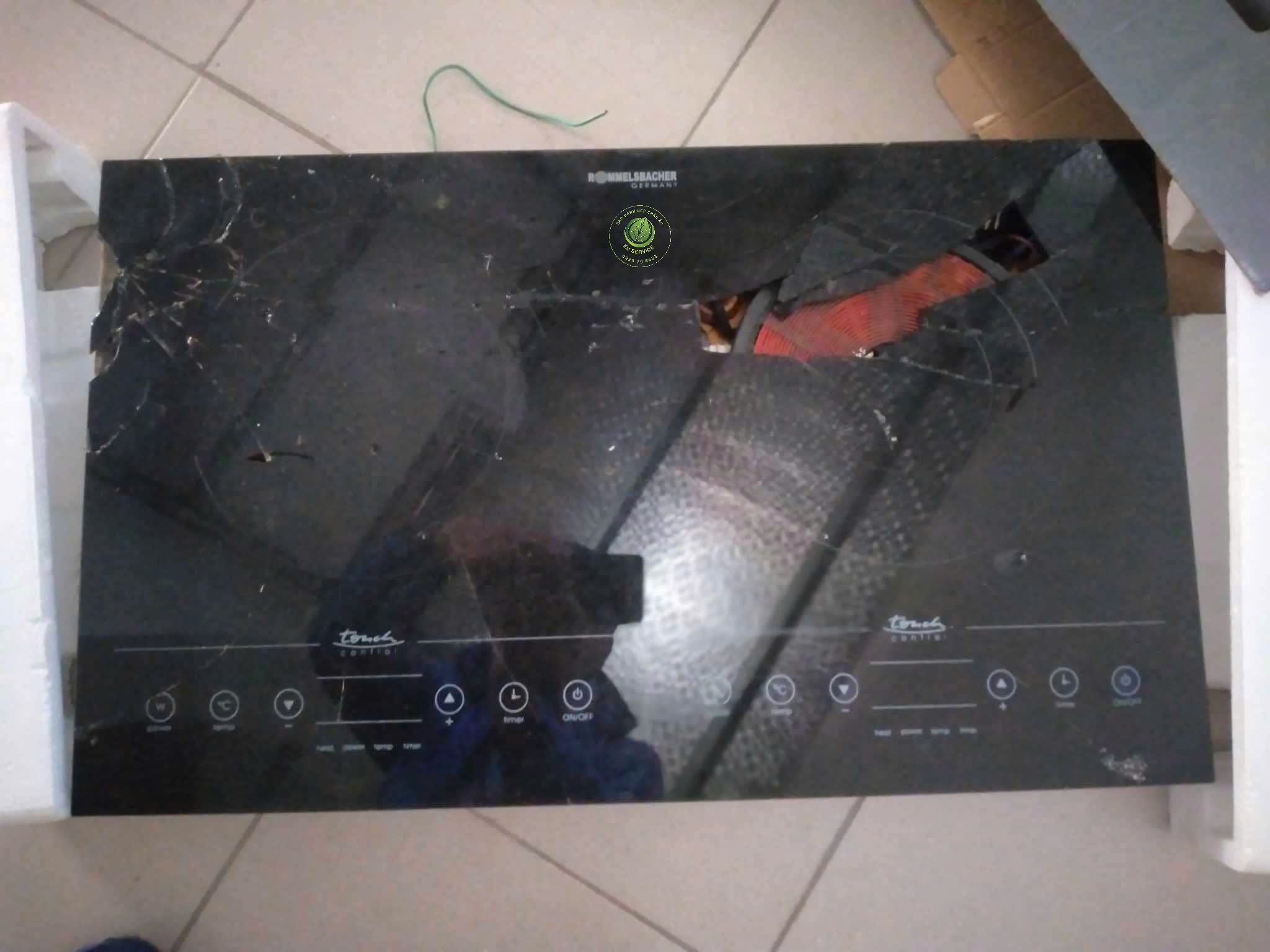 thay kính bếp từ rommelsbacher