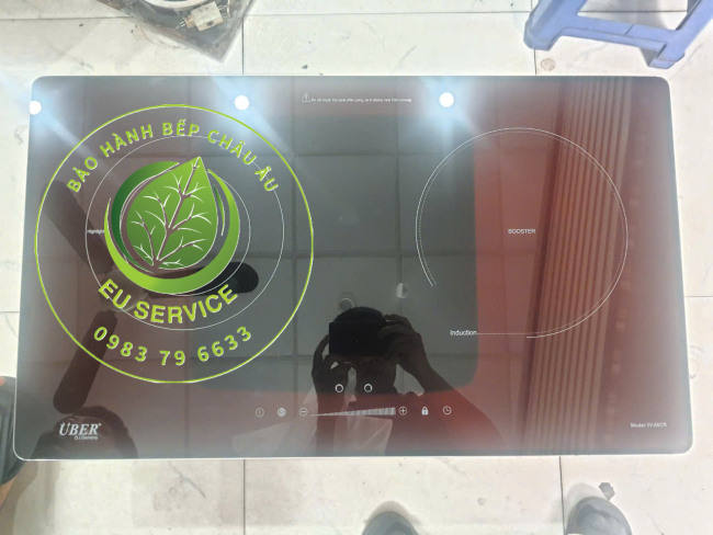 thay kính bếp từ uber tại nhà giá rẻ